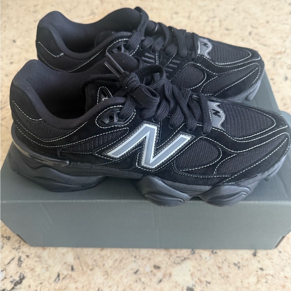 New Balance 9060 Black and Gray Sneakers